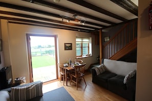 Cottage, Private Bathroom (Octavia Cottage) | Interior