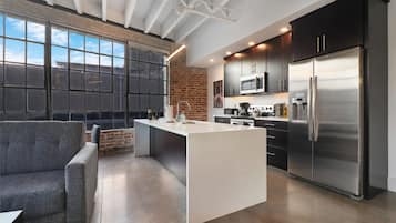 Adjacent Four Bed Four Bath Apartment | Private kitchen | Full-sized fridge, microwave, stovetop, dishwasher