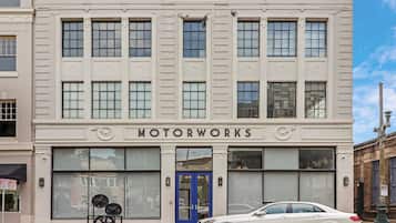 A building with the number 822 and the name MOTORWORKS on the facade.