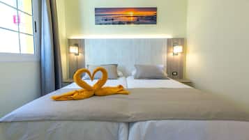 Premium bedding, free cots/infant beds, free WiFi, bed sheets