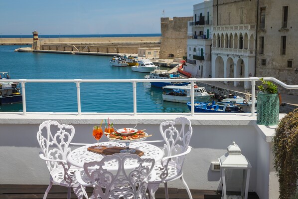 Outdoor dining - Al Console Luxury Suite (Monopoli)