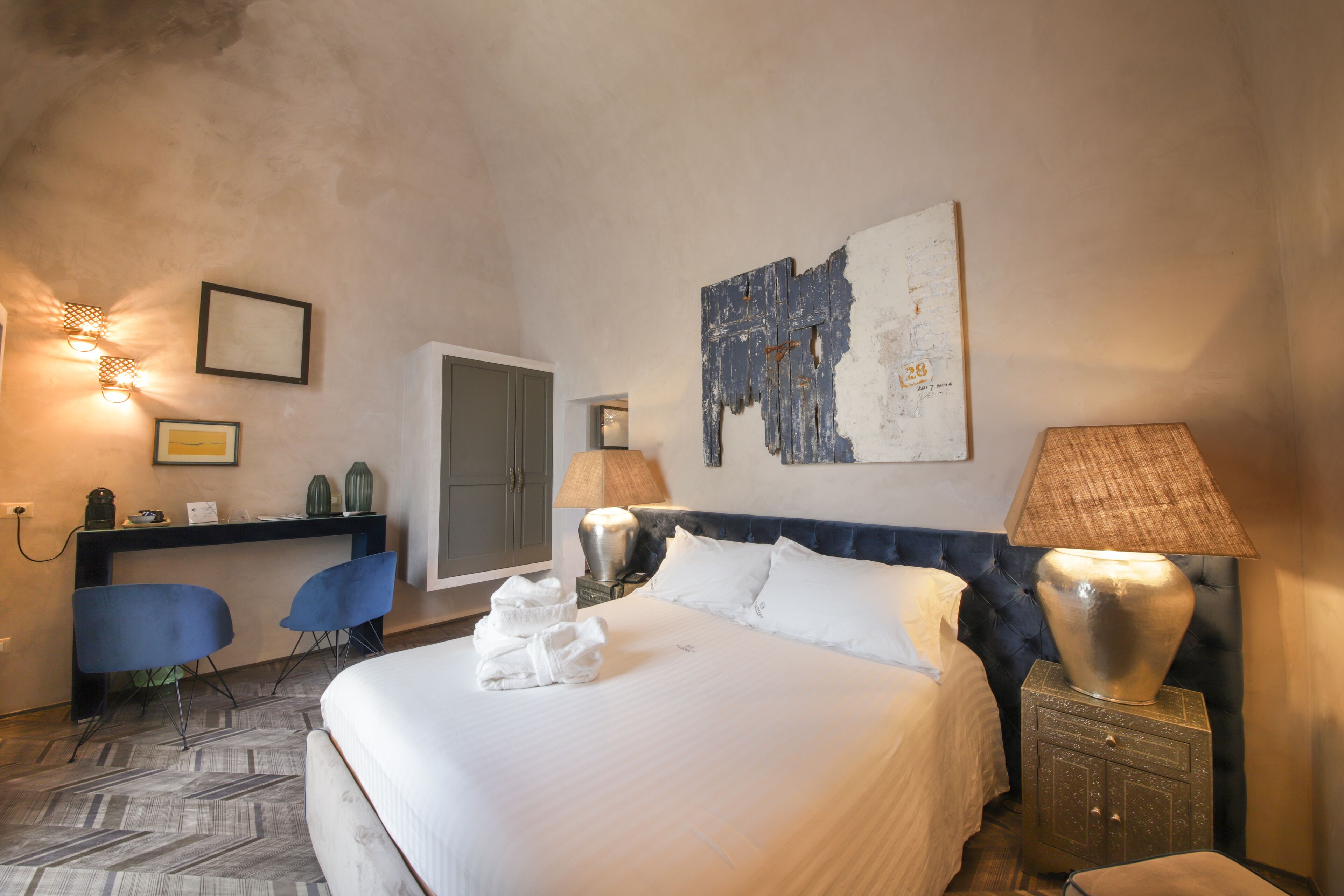 Suite de lujo, vistas al mar | Minibar, caja fuerte, sistema de insonorización y wifi gratis