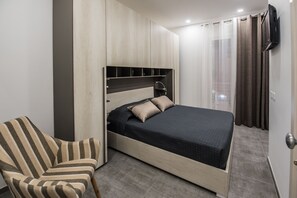 Habitació doble superior, balcó | Minibar, escriptori, cortines opaques i habitacions insonoritzades 