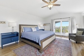 4 bedrooms, desk, iron/ironing board, travel cot