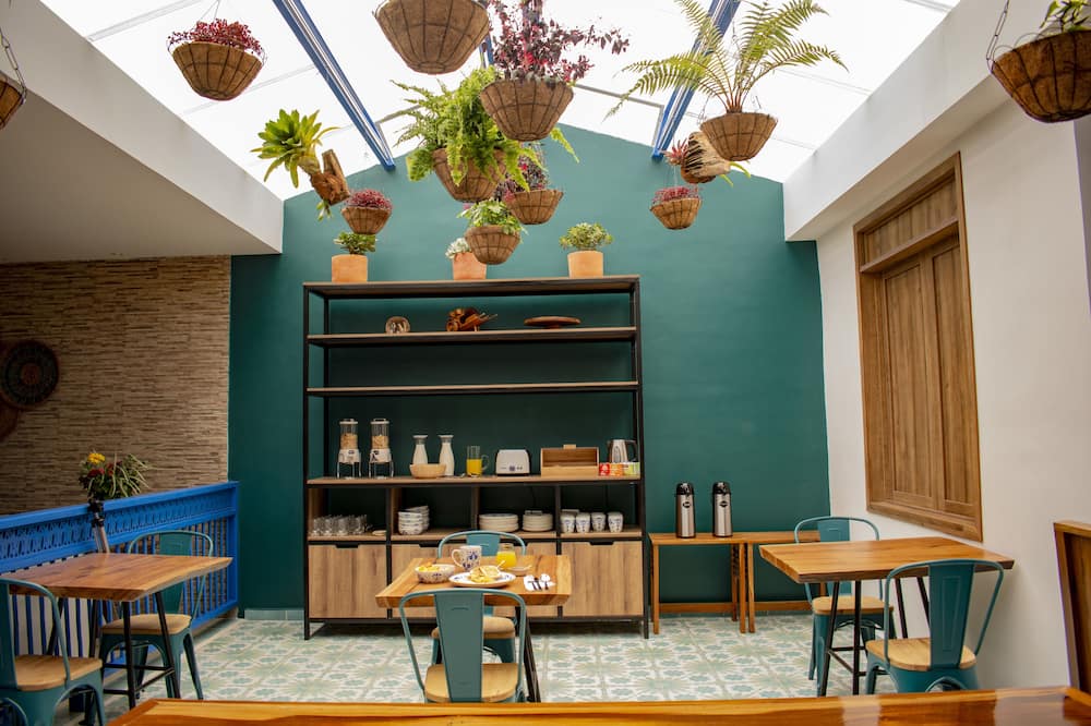 El reloj casa hotel