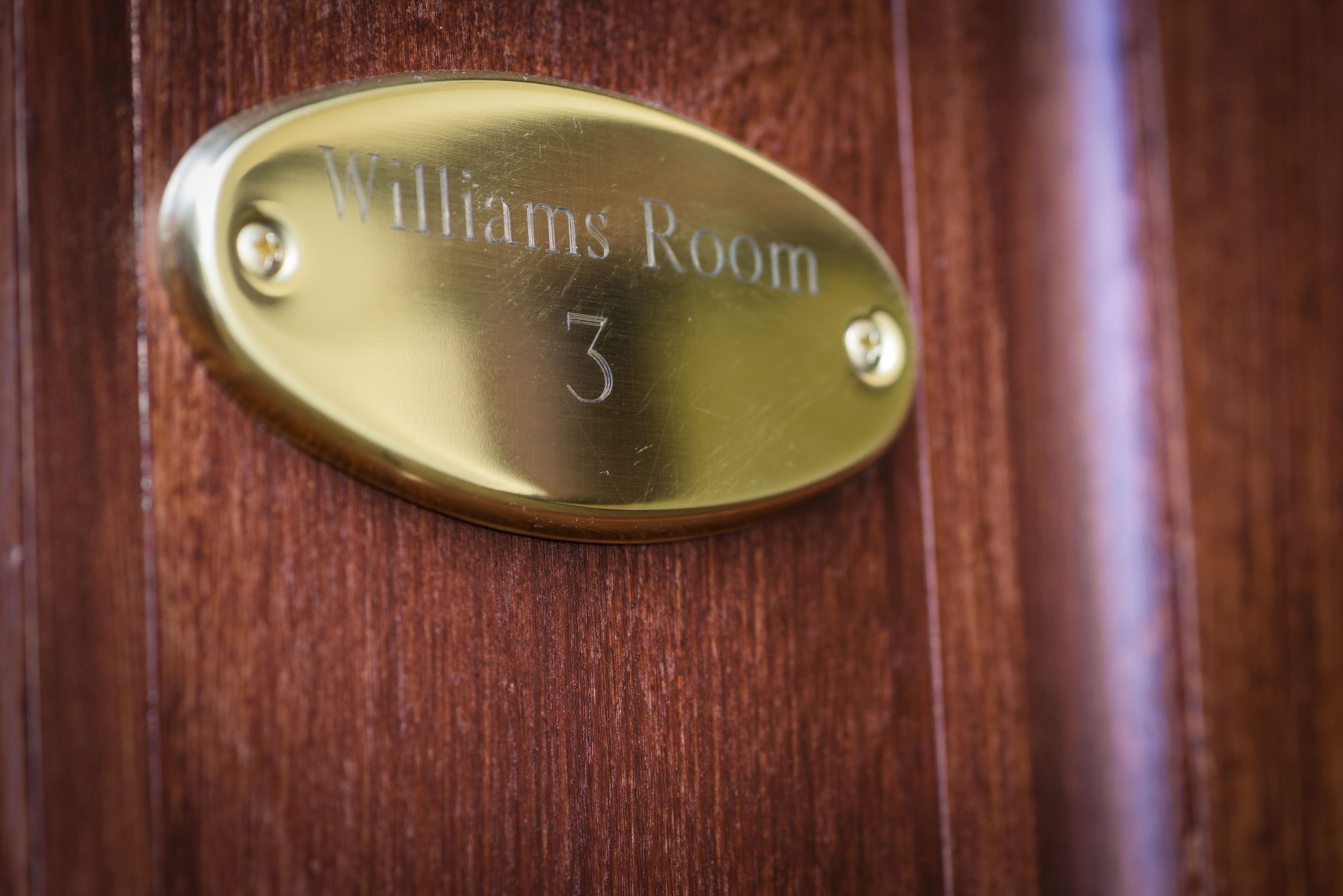the williams room | 1 bedroom, iron/ironing board, free wifi, bed sheets