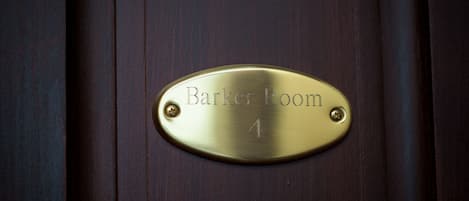 The Barker Room | Ferro/asse da stiro, Wi-Fi gratuito, lenzuola