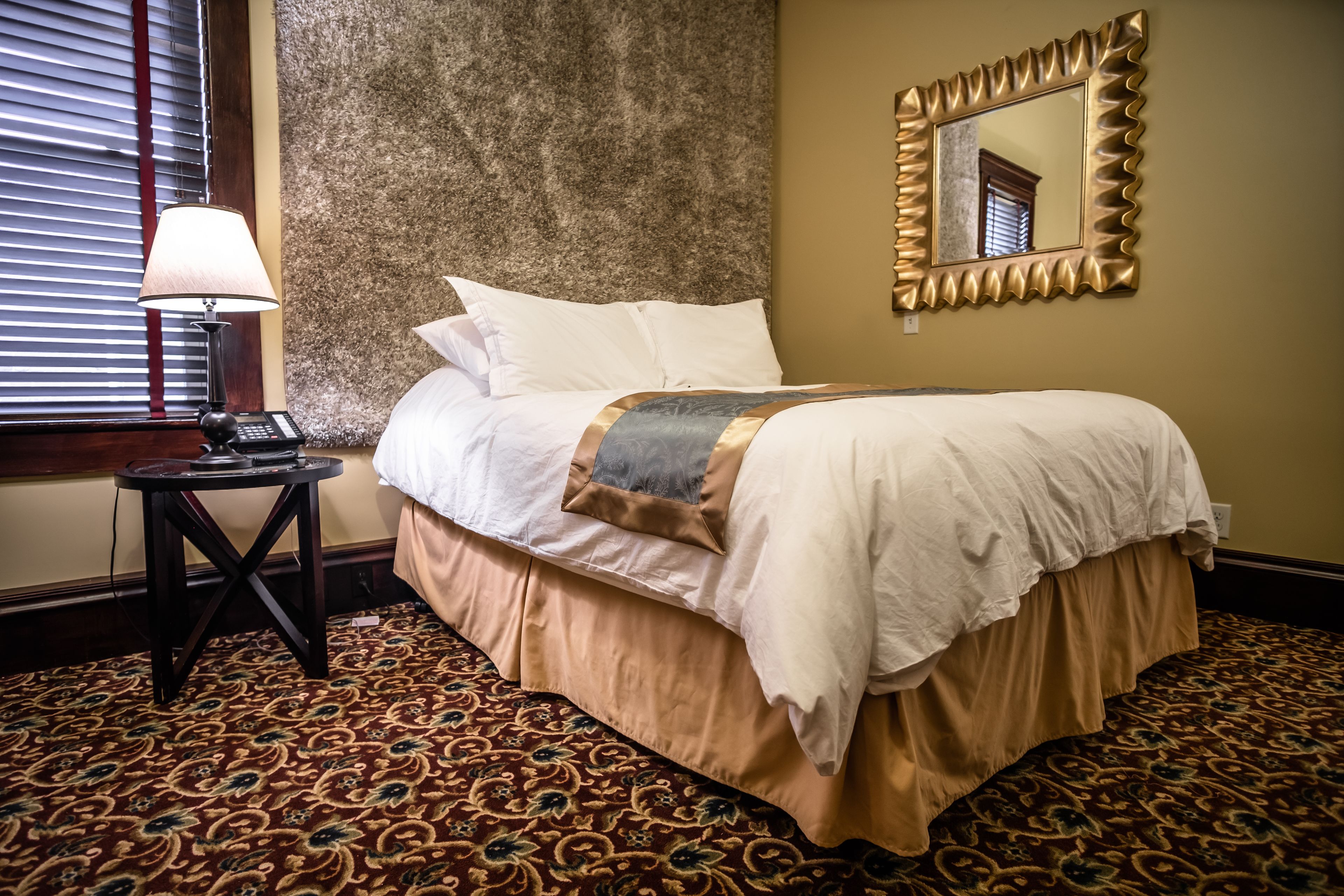 the williams room | 1 bedroom, iron/ironing board, free wifi, bed sheets