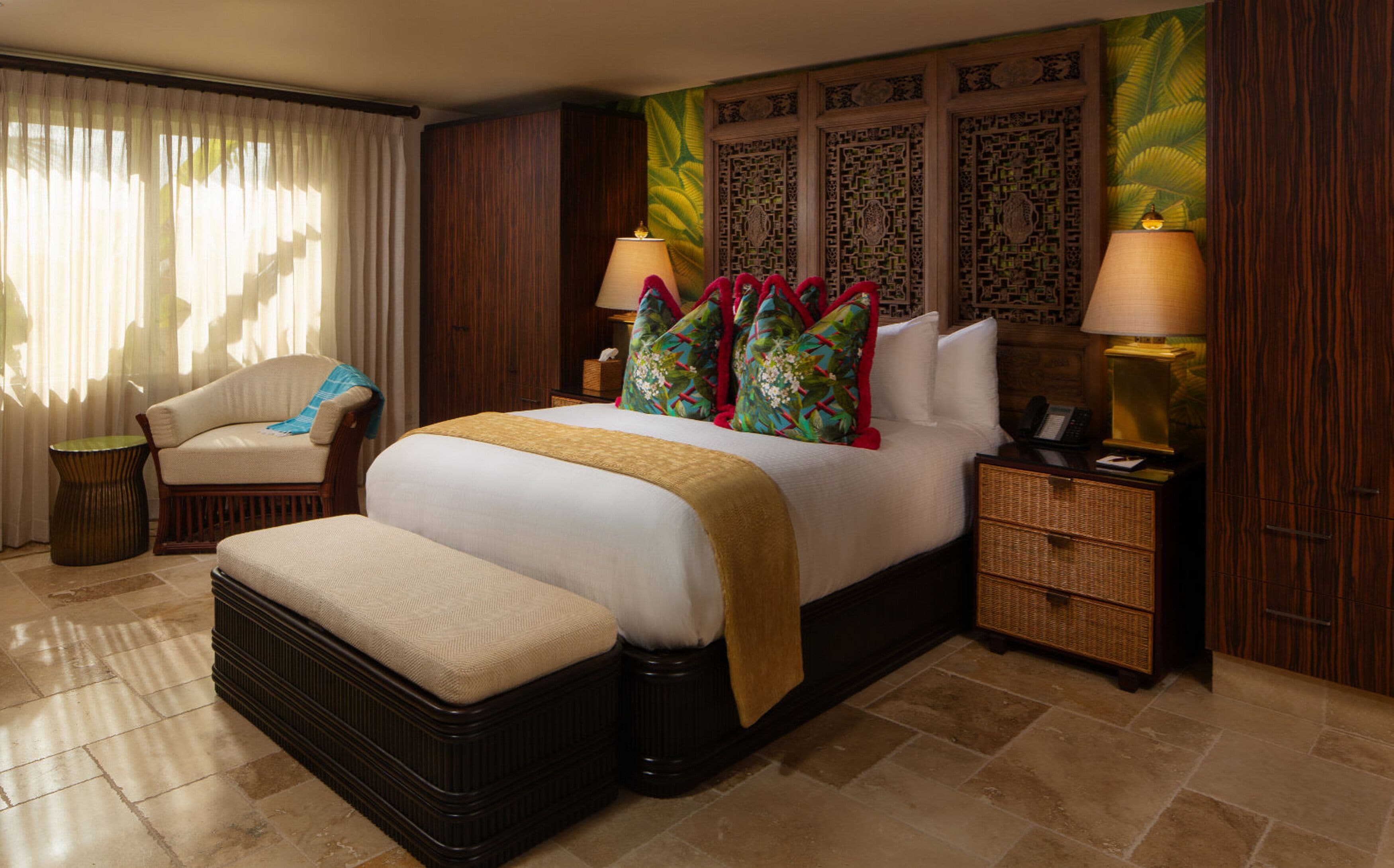 Suíte standard, 1 cama King, vista para o jardim | 1 quarto, roupas de cama premium, edredons de pluma