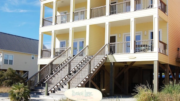 Exterior - Beach Life 1A Three Bedroom Condo (Gulf Shores)