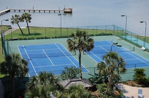 Sport court - Gulf Shores Surf Racquet 214 A - One Bedroom Condo (Gulf Shores)