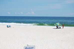 On the beach, beach towels - Gulf Shores Surf  Racquet 214 A - One Bedroom Condo (Gulf Shores)