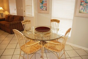 Condo, 2 Bedrooms, Kitchen | Private kitchen