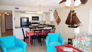 Private kitchen - Sunswept 201 - Three Bedroom Condo (Orange Beach)