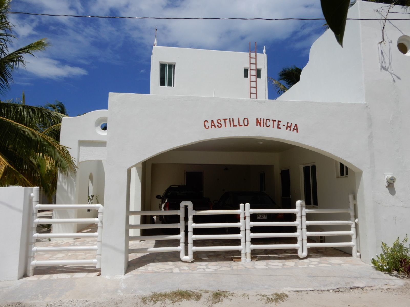 Entrada de la propiedad