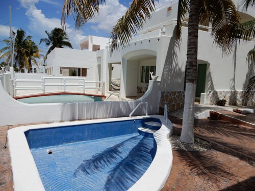 Castillo Nicte Villa