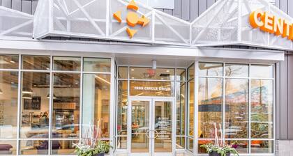 Bluebird Suites near Cleveland Clinic