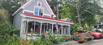 Waterview Cottage in historic Bayside on Penobscot Bay
