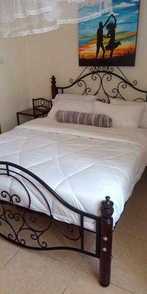 Comfort appartement | Luxe beddengoed, verduisterende gordijnen, geluiddichte muren