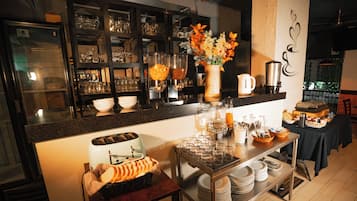 Desayuno buffet incluido todos los días