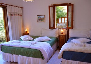 Premium bedding, minibar, free WiFi, bed sheets - Pousada Asa do Vento (São Luiz do Paraitinga)