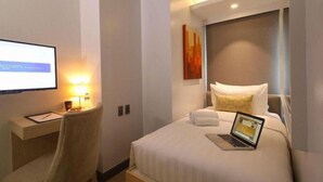 Laptop workspace, blackout drapes, iron/ironing board, WiFi (free) - PLLAZIO Residency (Gurugram)