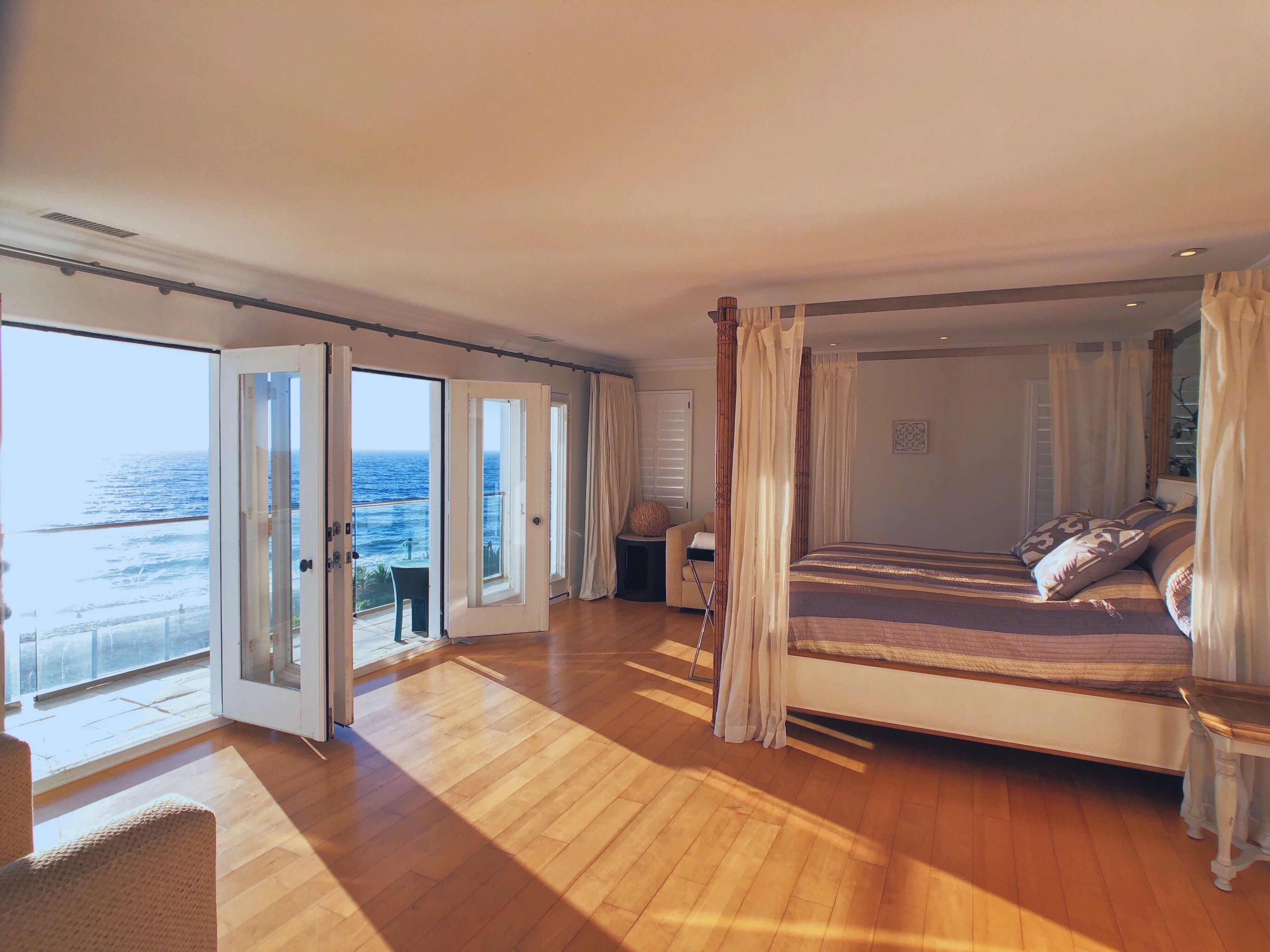 Luxury Room | Premium bedding, pillow-top beds, iron/ironing board, free WiFi
