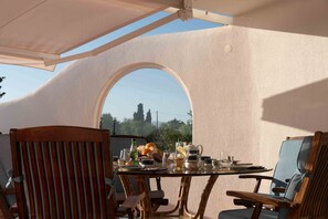 Outdoor dining - Villa Algama Lux - Ocean View / Beaches / Golf (Ferragudo)