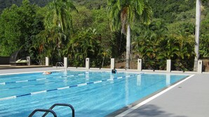 Fitness facility - Palm Cove Resort Apartment - Free WiFi, Pools and Gym (Palm Cove)