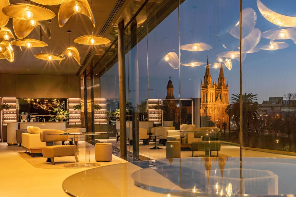 Oval Hotel at Adelaide Oval