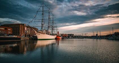(2) Bright studio near the beach of Malo