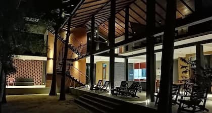 Breezy Lake Eco Friendly Cabanas Yala