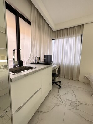 In-room safe, desk, laptop workspace, blackout drapes - RB 466 Hotel (Beirut)