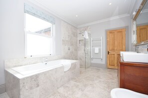 Kombinert dusj/badekar