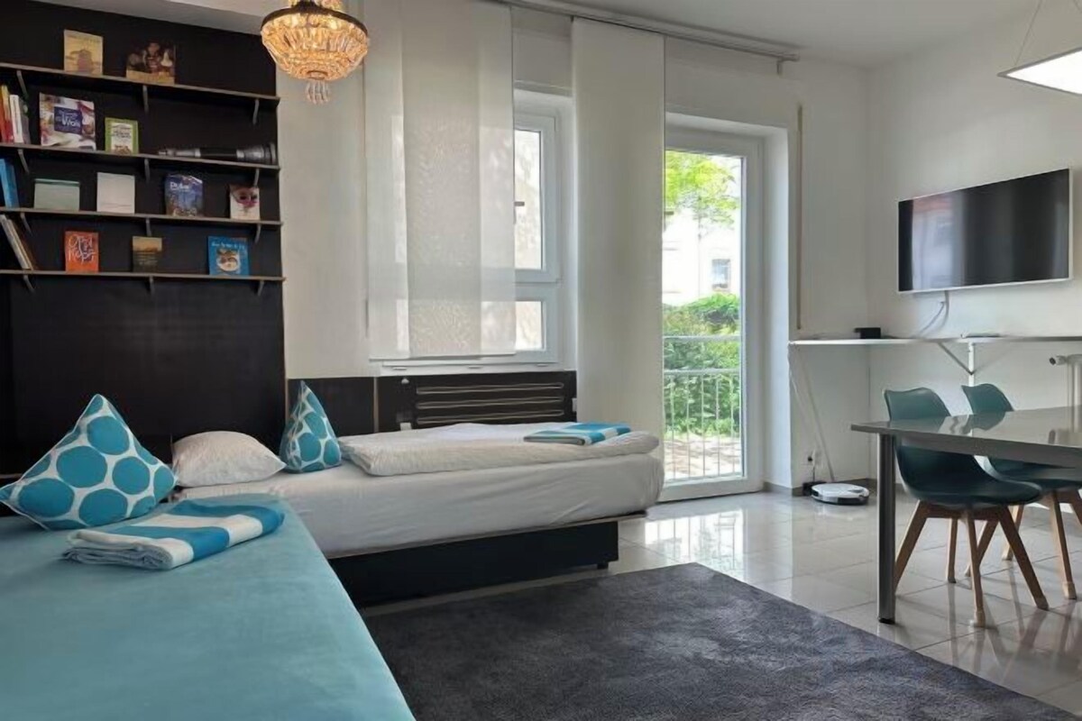 Literie de qualité supérieure, couette en duvet d'oie, bureau