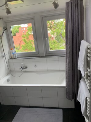Penthouse Apartment | Private spa tub - Apartment11 (Ulm)