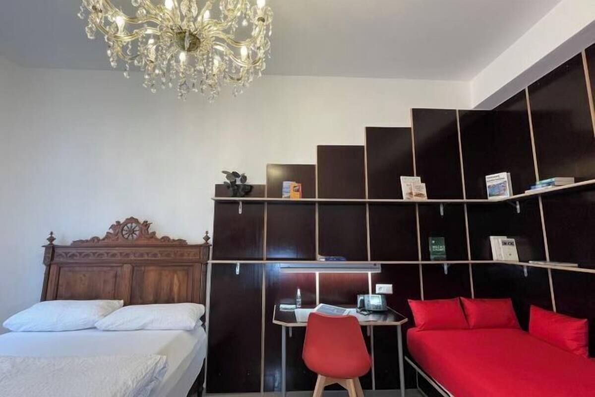 1 bedroom, premium bedding, individually decorated