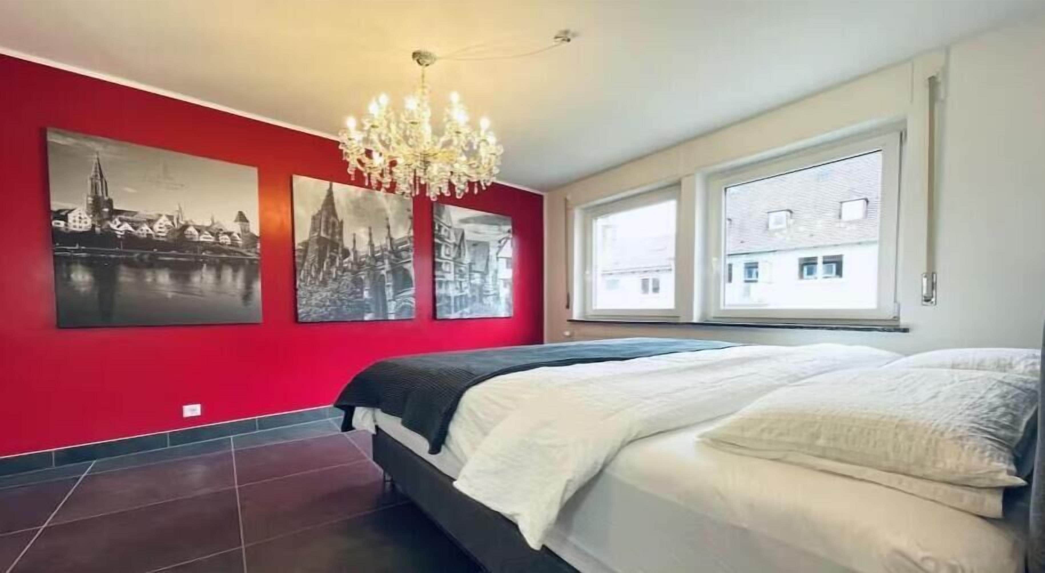 Superior appartement | Luxe beddengoed, individueel gedecoreerd, individueel gemeubileerd