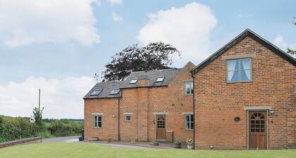 Kaunis navetta muuntaminen Dove Mount Farm