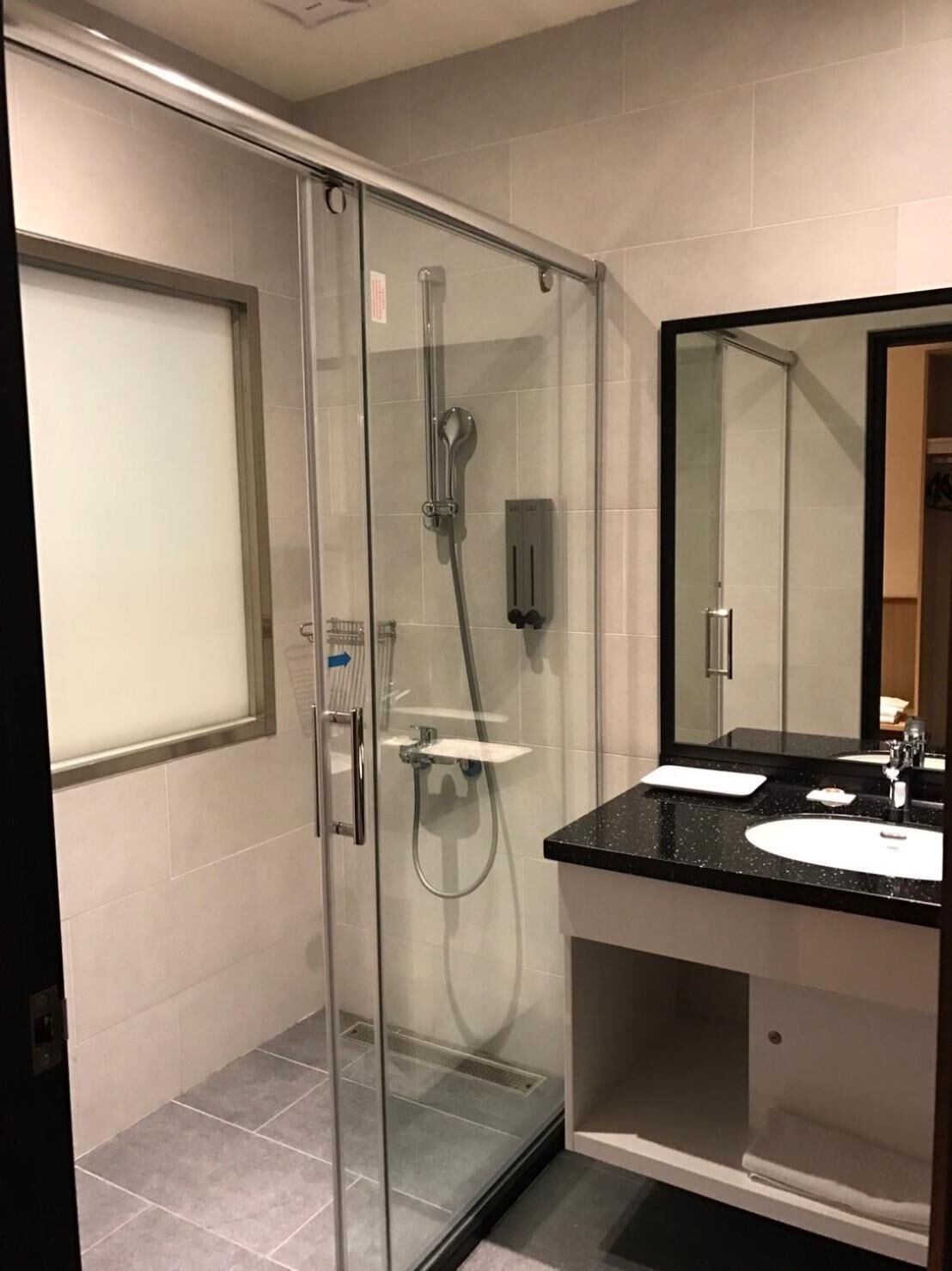 shower, free toiletries, hair dryer, slippers