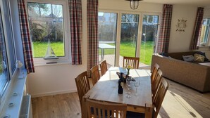 Dining - Hühnergott Vacation Home with Sauna, Wood-Burning Stove, Terrace, and Garden - Vacation Homes (Breege)