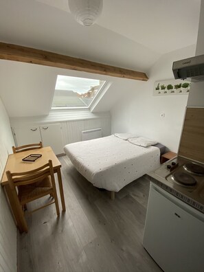 1 soveværelse, strygejern/strygebræt, Wi-Fi, sengetøj