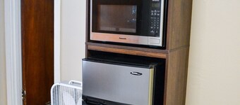 Whitehall Cottages Boutique Motel - Full Beds