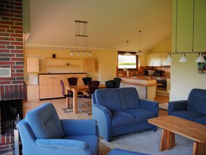 Télévision, cheminée