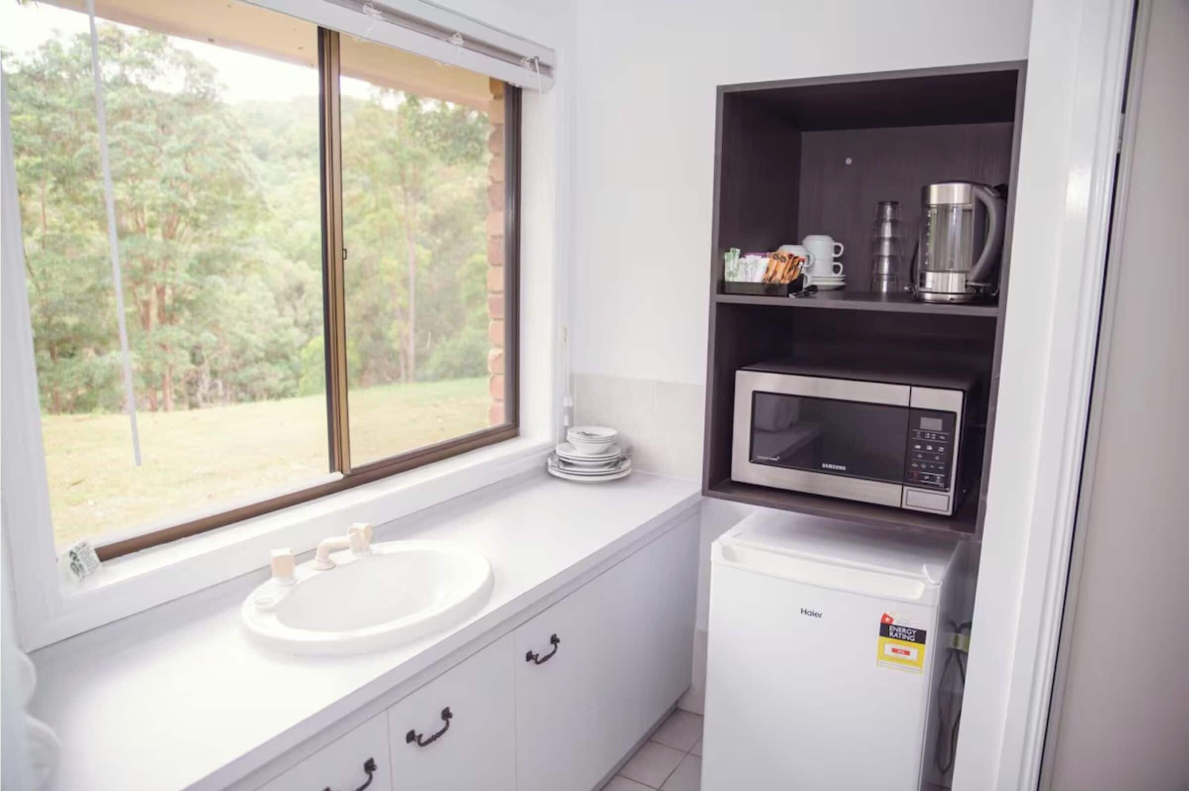 individually furnished, bed sheets, wheelchair access