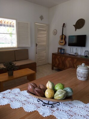 Interior - Beautiful house on Pau Grande beach, between Iriri and Piúma Min. 3 nights, max. 8 pax. (Lot. Portinho)