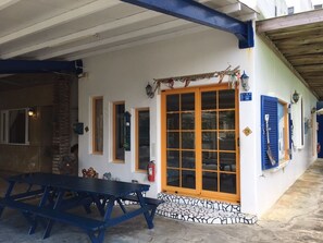 Área de parrillas y picnic