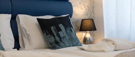 1 bedroom, in-room safe, desk, soundproofing