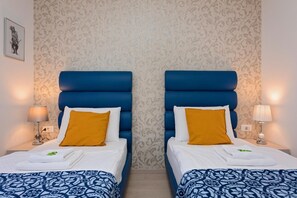1 bedroom, in-room safe, desk, soundproofing