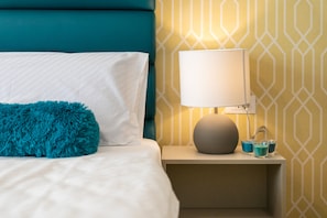Deluxe Double or Twin Room, City View | 1 bedroom, premium bedding, in-room safe, desk - Preziosa (Pula)
